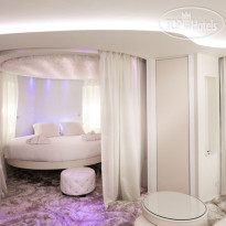 Seven Hotel