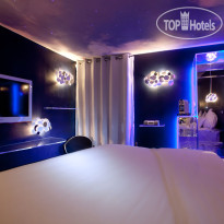Seven Hotel