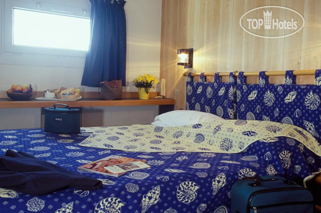 New photos from tourists Hotel Stars Nantes 2*