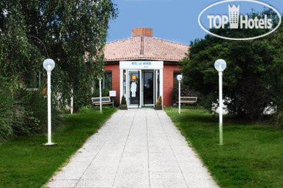 Hotel photo Ptit Dej-hotel Les Archers 2*