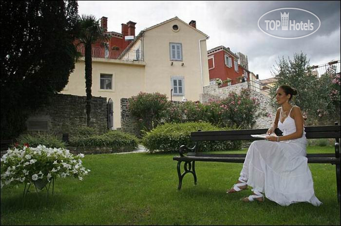 New photos from tourists Kastel 3*