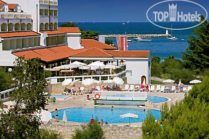 Fortuna Island Hotel