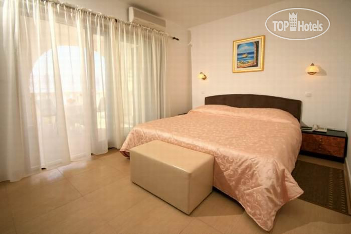New photos from tourists Villa Tina 3*