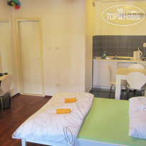 Apinelo Hostel & Apartments