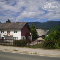 Mazarekic House