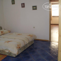 Mazarekic House