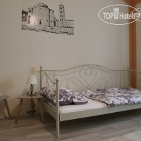 Kings & Queens Hostel 