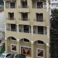 Villa Tropico