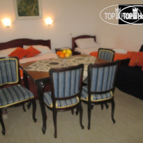 Villa Lola