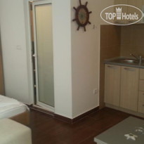 Aura Apartments 