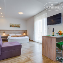 Al Mare Apartments