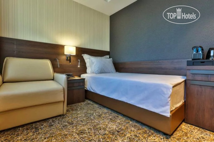 Hotel photo Zeta Hotel 4*