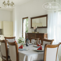 Oak Leaf Residences