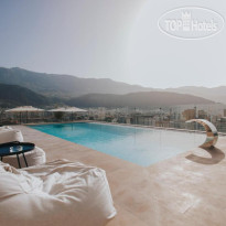 Infinity Hotel & More 