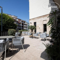 Infinity Hotel & More 