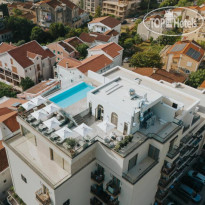 Infinity Hotel & More 