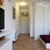Art Apartments