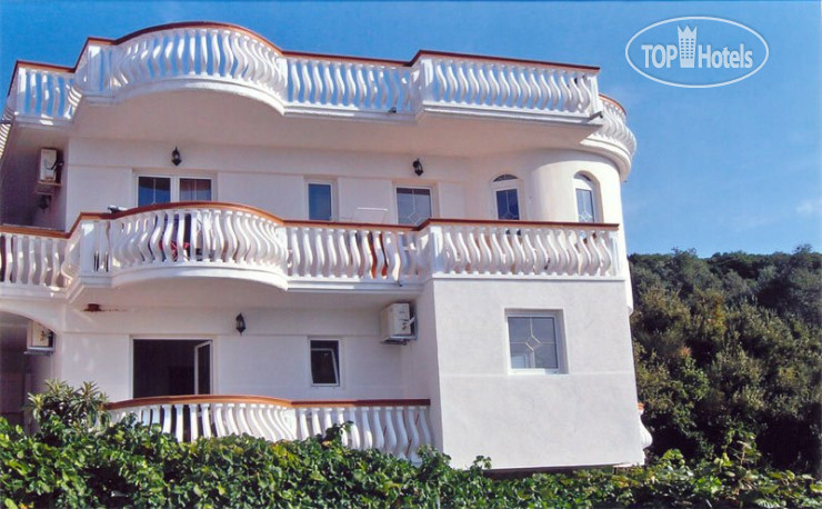 Hotelier's photos Villa Anastasija 3*