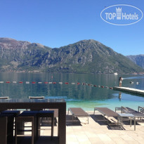 Stone Bridge Eco Lodge 