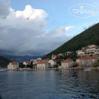 Topla Apartments Рядом с отелем