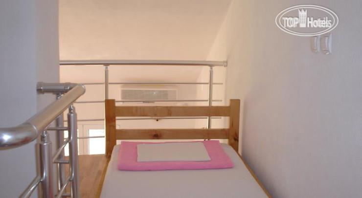 New photos from tourists Risan 3*