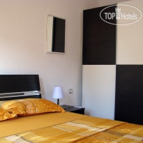 Maki Apartments 