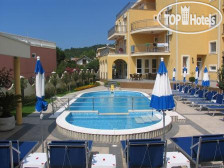 Villa Laguna 3*