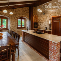 Talici Hill - Rustic Villas