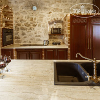 Talici Hill - Rustic Villas