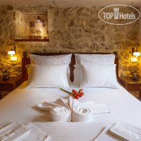 Talici Hill - Rustic Villas