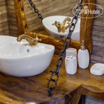 Talici Hill - Rustic Villas