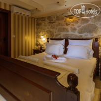 Talici Hill - Rustic Villas