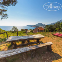Talici Hill - Rustic Villas
