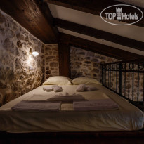 Talici Hill - Rustic Villas
