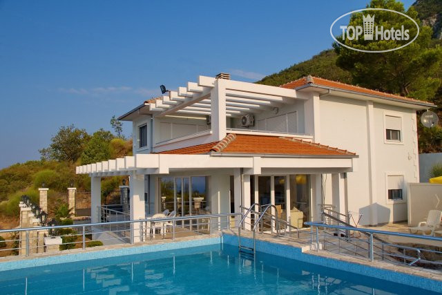Hotelier's photos Villa Srebranka 4*
