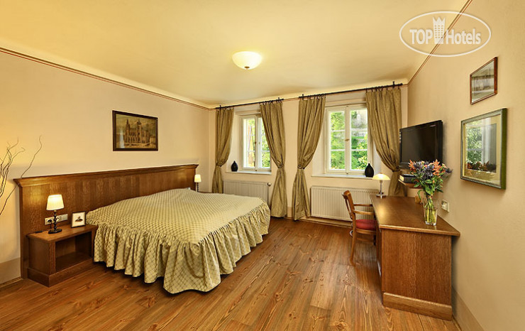 Hotel photo Edward Kelly Hotel  4*