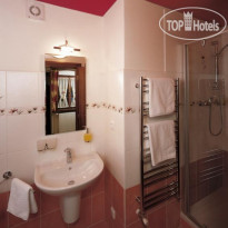 RomantiCK Boutique Hotel  