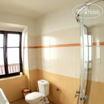 Singer Pub Hostel