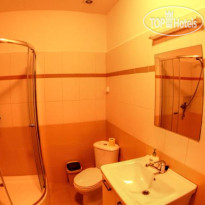 Singer Pub Hostel