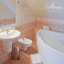 EA Hotel Esplanade I