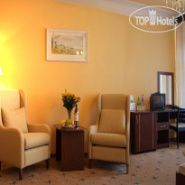 EA Hotel Esplanade I