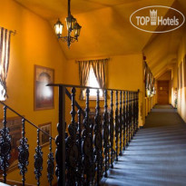 U Simla Hotel