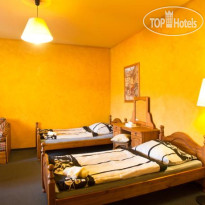 U Simla Hotel
