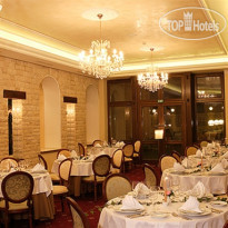 Humbolt Park Hotel & Spa