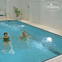 Flora Бассейн