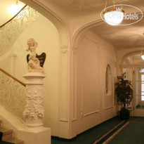 Boutique Hotel Three Lilies 