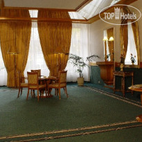 Boutique Hotel Three Lilies