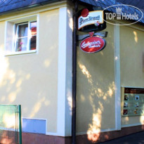 Francis Hotel  