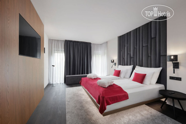 New photos from tourists Orfeus 3*