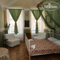 Old Time Hotel